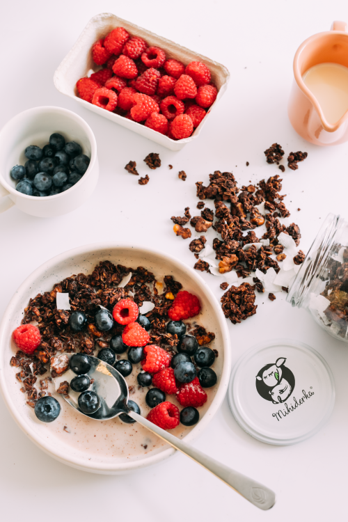granola kakaowa scenka-1.png